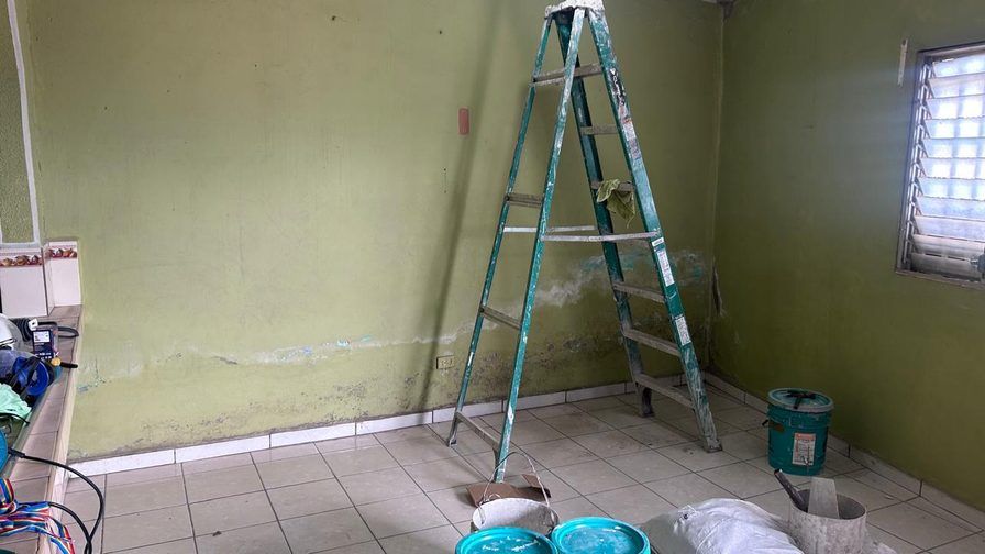 Fachada antes del trabajo de pintura